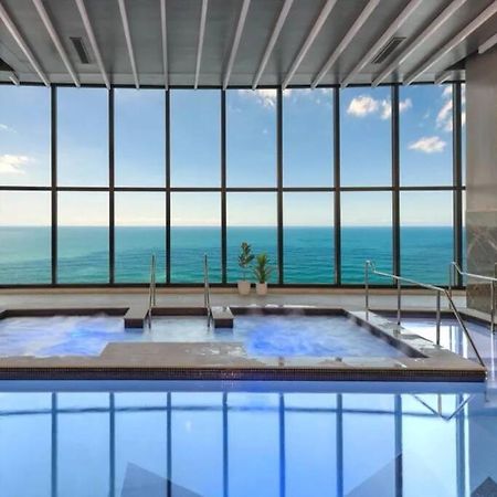 Surfers Paradise New Beachfront Apartments Gold Coast Ngoại thất bức ảnh