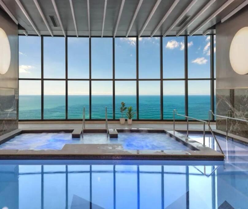 Surfers Paradise New Beachfront Apartments Gold Coast Ngoại thất bức ảnh